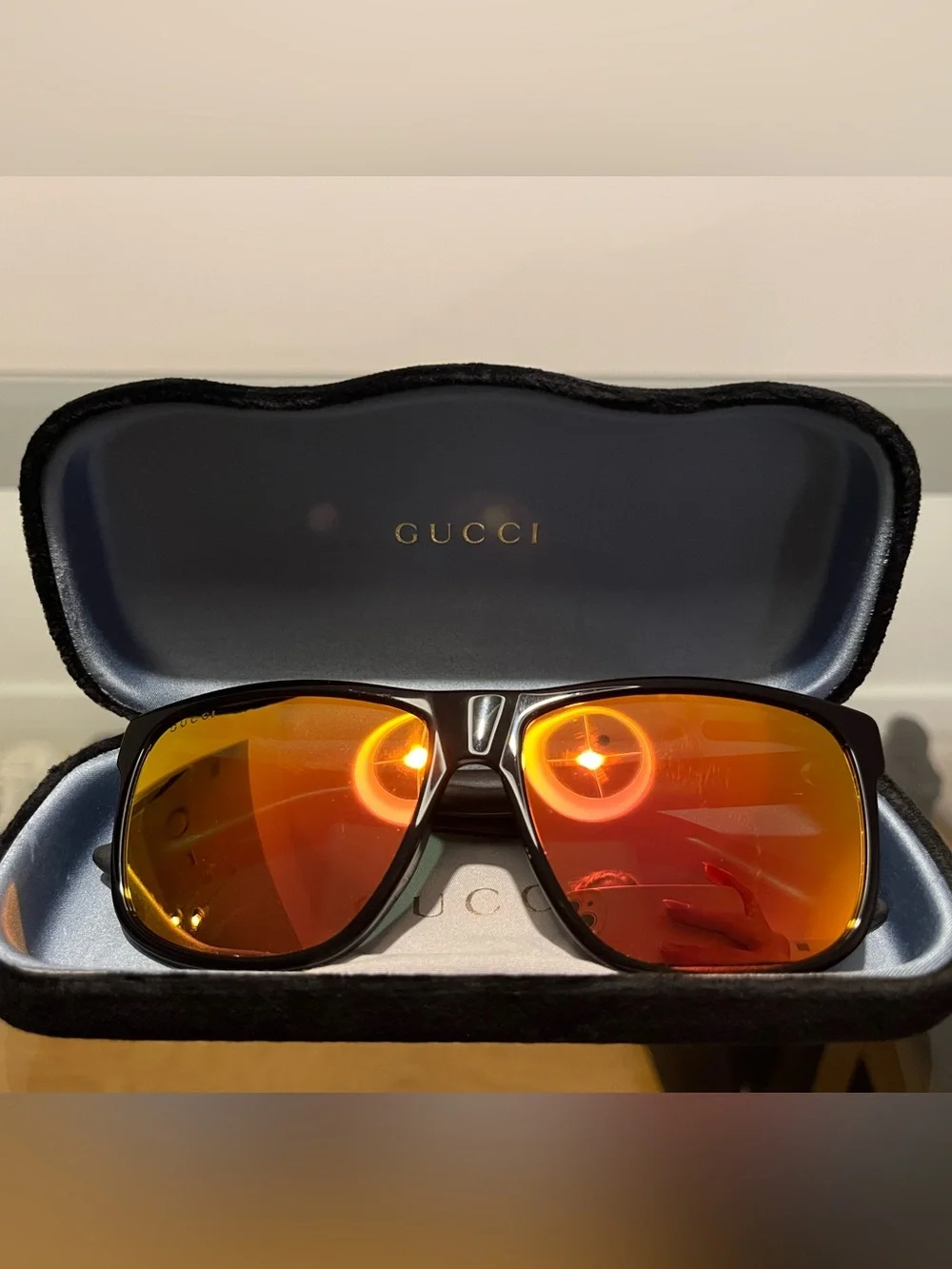 Gucci | Black Frame Sunglasses